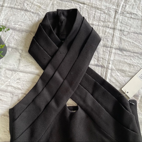 NWT ASILIO Revolve "The Only Girl Top" SIZE 8 - Picture 3 of 6